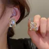 Ohrstecker, unregelmäßiger quadratischer Zirkon, Vintage, nicht durchdringend, Ohrclip, High-End-Sinn, Barock-Ohrring, Trendschmuck für Frauen