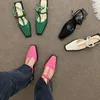 Sandaler 2023 Sommarkvinnor Flat Hälen Sandal Fashion French Strap Buckle Square Head Mary Jane Shoes Ladies Green