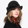 Breda brimhattar hink hattar vinterhatt för kvinnor 1920 -tal gatsby stil blommor varm ull fedora vinterkap med damer kyrkliga hattar cloche bonnet femme filt fedoras 231130