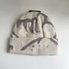 デジーナーarcterxy冬の大人の新しいレター刺繍ニットニットニット帽子両面ジャクアードウールハットメンズアンドウィメンズウォームの耳の保護帽子コールドハット