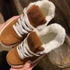 Winter Outdoor travel boy Girl kid Walking Shoes 7a top quality Flat heel fur Boots Ankle warm boot miui miui black Leather Tennis Casual shoe tazz gift baby sneaker box