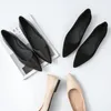 فستان أحذية نساء أحذية جلدية بالإضافة إلى حجم كبير 42 43 44 ألوان صلبة نمط أساسي كل ما يتطابق مع أحذية العمل السوداء قطيع الجلود اصبع القدم 231130