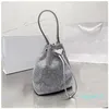 Luxury Women Diamond Bucket Designer Fashion Mini Totes Top Quality Shiny Rhinestone Lady Shoulder Cross Body Purse Ladies Clutch Plånbok