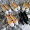 Buty designerskie projektant marki Paris Designer Black Ballet Flats Buty Kobiet Kobiety oryginalny chan-nleles skórzany poślizg na baleglarce okrągłe palce damskie sukienki buty slingbacks