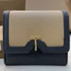 Designer Clutch Bags Luxury Purse Mens Womens Leather Wallets Highs Quality Letter Handbag Card Holders Original Design Mini Bags