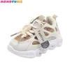 Sneakers Spring LED LED Buty dziecięce Buty oddychające Buty dla dzieci dla chłopców Glow Baby Buty Sports Kids Casual Sneaker 231201