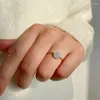Pierścionki klastra Kobiety Kamień naturalny Pierścień Naturalny obfity nieregularny kryształowe akwamarynki ametystki koraliki palce paski weselne biżuteria Prezent