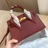 En Kelysbag 2024 Ny mångsidig premium äkta väska andra generationens mini casual crossbody handhållen liten väska tusen guldväska