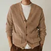 Herrjackor tröjor Knitwear Autumnwinter Vneck Tjock Cardigan Jacka och rockar Fashion Long Sleeve Solid Color Man Topps 231201