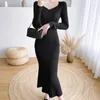 Vestidos casuais de malha uma linha midi vestido mulheres elegante v pescoço fino trompete outono inverno vintage coreano sólido todos os jogos sereia vestidos