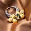 Pierścienie ślubne Jade Angel spersonalizowane 925 Srebrny Pierścień Stylowy Chic Topaz Stone High Quality Hand -For Dift Dift 231130
