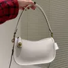 Coache Bag Crossbody Designer Bag Swinger Women Axillary Bag Handväska Purse äkta läder 2 remmar Old Flower Top Quality Flap Distress 1225 CoachShoulder Bag 422