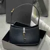 2022 quality Armpit Bags Classic Leather Designer Handbags for Ladies Shoulder handBag Baguette Multi-Color Fashion Bags whole241w