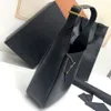미러 품질의 숄더 가방 여성 로즈 겨드랑이 LE5A7 정품 소프트 양가죽 핸드백 버킷 트램프 이브닝 고급 품질 713938 22cm 상자 Y09