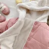 ジャケットの子供の綿服秋の冬冬0-5歳の女の子の赤ちゃんとベルベット厚い温かいコートキッドボーイシンプルなファッショントップジャケット