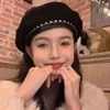 Xiaoxiangfeng beret、女性用の多用途の黒い帽子、冬の画家の帽子、春と秋のインターネットセレブ韓国語の顔を示す韓国語バージョン