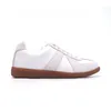 Designer-Schuhe Maisons Margiela Nachbildung von MM6-Freizeitschuhen mit Ausschnitten Lässige Maison-Herren-Trainer Orange Zapatos Running White Skate Damen-Sneaker Outdoor-Schuhe