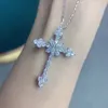 Chokers 100 Sterling Silver Cross Necklace for Women 1CT VVS Lab Diamond Pendant Birthday Present smycken GRA 231130