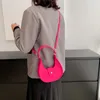 Sacs populaires pour femmes, sac à bandoulière à la mode, design de niche, sac messager simple, nouvelle collection 2023 CCJ3023