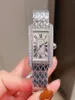 Relógios de pulso moda retangular dial lazer diamante mulheres relógio americano qualidade superior safira vidro quartzo presente