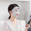 Ansiktsvårdsenheter Elektronisk mask som laddar massageenhet mjuk gel rynka mask anti ansikte fuktgivande elektronisk skönhet ansikte massager o5l8 231130