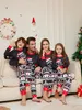 Trajes a juego de la familia Ropa Conjunto de pijamas de Navidad Moda Sombrero de Navidad Impresión de letras Padre Mamá y yo Disfraz Mono para bebé Paj 231201