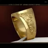 Anelli a grappolo HOYON Anello da uomo Tendenze 2023 Corona di leone Scudo Distintivo in oro giallo 18 carati Colore reale da uomo per regalo di festa Ragazzo