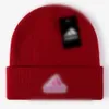 Ins Fashion Beanie Hat Bonnet Donna Berretto hiphop lavorato a maglia con filo