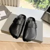 Lederschnalle, Pantoletten, Slipper, Clogs, Sandalen, flache Damen-Luxus-Designer-Slides, Wanderschuhe, Fabrikschuhe, Mokassins, Schrammen