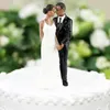 ケーキツール面白いウェディングケーキトッパードールロマンチックな花嫁と花groomの置物スタンドトップ装飾用品