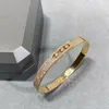 Clássico Designer Pulseira nova marca 18k ouro casal bangel homens mulheres presente de aniversário Dia das Mães jóias de alta qualidade 316L titânio pulseiras de aço jóias