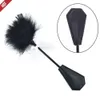 Giocattolo del sesso Massaggiatore Nuovo BDSM Piuma Solleticato Frusta Bondage Punire Pelle Sculacciata Paddle Gioca Flogger Amante Equitazione Raccolto Pony Giocattolo