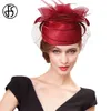 Chapeaux à large bord chapeaux de seau FS église de mariage chapeaux rouges fascinateurs pour femme avec voile de plumes cocktail coiffure dame casquette élégante 231130