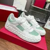 Designer V Running Shoes Fashion Sneakers Women Lace-Up Sports Shoe Casual Trainers Woman Sneaker FBHVCCCB