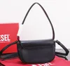 DISEL Jingle Designer-Tasche, luxuriöse Handtaschen, Schultertaschen, Damenmode, Unterarmtasche, hochwertiges Echtleder, D-Classics-Taschen, wunderschöne Christma Diesel Present 659