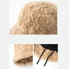 Berets earmuffs balde de pelúcia chapéu moda fofo crânio boné inverno lã gorro bacia ciclismo