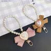 Keychains Lanyards Handmade Pearl Chain Keychain Fashion Cloth Bowknot Heart Pendant With Key Holder For Women Bag Headphone Case Phone Decoration R231201