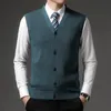 Men's Vests Level 4 Super Antipilling Top Grade Pleuche Winter V Neck Woolen Fashion Brand Knit Cardigan Casual Sweater Vest Sleeveless 231130