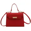 A Hkelys Advanced Red Bag 2024 New Women's Popular Versatile Crossbody Bridal Wedding Handheld A0FL