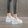 Sapatos de vestido sapato branco aumentado dentro da fêmea xia joker esponja respirável solas grossas esportes lazer e simples