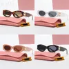 Lyxiga solglasögon för kvinnor MIU Designer Glasögon Fashion Classic Vintage Oval Frame Eyewear Shades Polarize Solglasögon Multi Styles Casual Modern HJ07