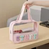 Torby kosmetyczne Etui Preppy Clear Travel Makijaż z Chenille Letter Funkcje Plaste Duże makijaż w torbie zamek rączka 231201