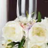 Vinglas med gravering handgjorda färgade kreativa blommor mönster röd kopp bröllop bägge kristall champagne present dricker