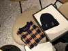 새로운 가을 소년 트랙복 디자이너 니트 슈트 아이의 옷 크기 100-160 스트라이프 디자인 베이비 스웨터 아이 바지 모자 Nov25