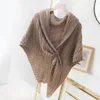 Halsdukar stickad Cape Comfy Poncho Coat faux läder spänne kalla motståndskraftiga kvinnor stor solid triangel halsduk