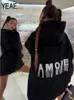 Kvinnors hoodies yeae brev strass överdimensionerad hoodie kvinnor svart långärmad diamantkedja tofs huvtröjor tröjor