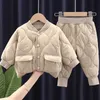 Set di abbigliamento Autunno e inverno Ragazze Abito in due pezzi Giacca di cotone Pantaloni Bambini Plus Velluto 14 anni Ragazzi Trendy 231201