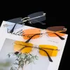 Güneş Gözlüğü 1 PC Kadınlar Vintage Lüks Tasarım Dikdörtgen Rimless Güneş Gözlükleri Retro UV400 Gradyan Moda Unisex Gözlük 231130