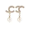 orecchini di perle 2 cm orecchini pendenti di design per le donne Orecchini di lusso lettera c gioielli da donna con diamanti 18 carati Regali di nozze310W