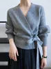 Kobiety swetry dzianiny sweter damski V-ne koronki nieregularne klaczki moda jesienna zima 2023 Casual Korean C Desigterephemeralew